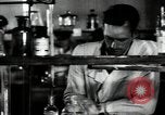 Standbild litauischen Studenten Vilnius der litauischen Sozialistischen Sowjetrepublik, 1947, aus Sekunde 54 historischem Filmmaterial Videoclip 65675074792