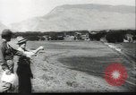 Immagine di Costruzione del centro di ricollocazione di Heart Mountain Cody Wyoming USA, 1942, secondo 51 filmato di repertorio 65675074797