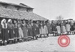 Standbild native people Griechenland, 1941, aus Sekunde 14 historischem Filmmaterial Videoclip 65675074818
