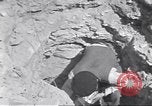 Standbild Soldaten Griechenland, 1941, aus Sekunde 25 historischem Filmmaterial Videoclip 65675074819