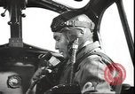 Standbild japanischen Bomber British Malaya, 1941, aus Sekunde 8 historischem Filmmaterial Videoclip 65675074827