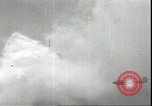 Standbild japanischen Bomber British Malaya, 1941, aus Sekunde 33 historischem Filmmaterial Videoclip 65675074827