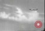 Standbild japanischen Bomber British Malaya, 1941, aus Sekunde 35 historischem Filmmaterial Videoclip 65675074827