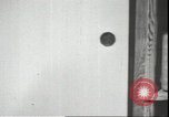 Standbild japanische Offiziere British Malaya, 1941, aus Sekunde 16 historischem Filmmaterial Videoclip 65675074828