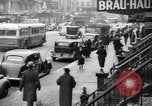Image Boutiques allemandes à Yorkville New York City United States USA, 1938, de la seconde 37 séquences d'archives historiques vidéo 65675074842