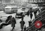 Image Boutiques allemandes à Yorkville New York City United States USA, 1938, de la seconde 38 séquences d'archives historiques vidéo 65675074842