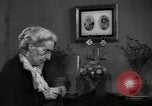 Standbild deutsche Frau New York United States USA, 1938, aus Sekunde 17 historischem Filmmaterial Videoclip 65675074846