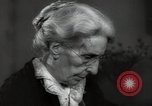 Standbild deutsche Frau New York United States USA, 1938, aus Sekunde 27 historischem Filmmaterial Videoclip 65675074846