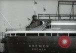 Standbild deutscher Liner Bremen New York United States USA, 1938, aus Sekunde 48 historischem Filmmaterial Videoclip 65675074847