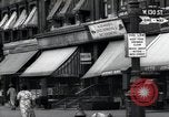 Standbild Harlem street scene in 1939 New York City USA, 1939, aus Sekunde 8 historischem Filmmaterial Videoclip 65675074863