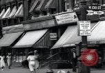 Standbild Harlem street scene in 1939 New York City USA, 1939, aus Sekunde 16 historischem Filmmaterial Videoclip 65675074863