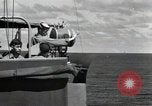Standbild Transportschiff Peleliu Palau Inseln, 1944, aus Sekunde 25 historischem Filmmaterial Videoclip 65675074868