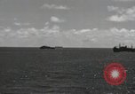 Standbild Transportschiff Peleliu Palau Inseln, 1944, aus Sekunde 31 historischem Filmmaterial Videoclip 65675074868