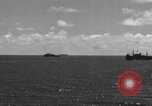 Standbild Transportschiff Peleliu Palau Inseln, 1944, aus Sekunde 44 historischem Filmmaterial Videoclip 65675074868