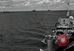 Standbild destroyer Escort Peleliu Palau Inseln, 1944, aus Sekunde 61 historischem Filmmaterial Videoclip 65675074869