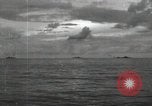 Standbild Marines Peleliu Palau Inseln, 1944, aus Sekunde 3 historischem Filmmaterial Videoclip 65675074870