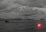 Standbild Marines Peleliu Palau Inseln, 1944, aus Sekunde 8 historischem Filmmaterial Videoclip 65675074870