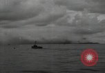Standbild Marines Peleliu Palau Inseln, 1944, aus Sekunde 11 historischem Filmmaterial Videoclip 65675074870