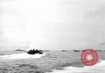 Standbild Marines Peleliu Palau Inseln, 1944, aus Sekunde 17 historischem Filmmaterial Videoclip 65675074870