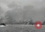Standbild Marines Peleliu Palau Inseln, 1944, aus Sekunde 36 historischem Filmmaterial Videoclip 65675074870