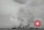 Standbild Marines Peleliu Palau Inseln, 1944, aus Sekunde 53 historischem Filmmaterial Videoclip 65675074870