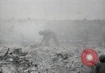 Standbild Marines Peleliu Palau Inseln, 1944, aus Sekunde 22 historischem Filmmaterial Videoclip 65675074871