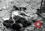 Standbild Marines Peleliu Palau Inseln, 1944, aus Sekunde 31 historischem Filmmaterial Videoclip 65675074871