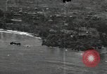 Standbild Luftaufnahmen der Insel Küste bei der Anlandung Angaur Palau Inseln, 1944, aus Sekunde 9 historischem Filmmaterial Videoclip 65675074875