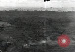 Standbild Luftaufnahmen der Insel Küste bei der Anlandung Angaur Palau Inseln, 1944, aus Sekunde 21 historischem Filmmaterial Videoclip 65675074875