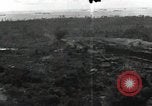 Standbild Luftaufnahmen der Insel Küste bei der Anlandung Angaur Palau Inseln, 1944, aus Sekunde 26 historischem Filmmaterial Videoclip 65675074875