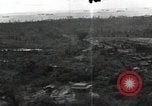 Standbild Luftaufnahmen der Insel Küste bei der Anlandung Angaur Palau Inseln, 1944, aus Sekunde 27 historischem Filmmaterial Videoclip 65675074875