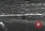 Standbild Luftaufnahmen der Insel Küste bei der Anlandung Angaur Palau Inseln, 1944, aus Sekunde 42 historischem Filmmaterial Videoclip 65675074875