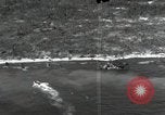 Standbild Luftaufnahmen der Insel Küste bei der Anlandung Angaur Palau Inseln, 1944, aus Sekunde 43 historischem Filmmaterial Videoclip 65675074875