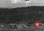 Standbild Luftaufnahmen der Insel Küste bei der Anlandung Angaur Palau Inseln, 1944, aus Sekunde 62 historischem Filmmaterial Videoclip 65675074875