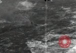 Standbild Deutschland Landung Handwerk Angaur Palau Inseln, 1944, aus Sekunde 12 historischem Filmmaterial Videoclip 65675074876