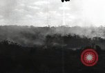 Standbild Deutschland Landung Handwerk Angaur Palau Inseln, 1944, aus Sekunde 53 historischem Filmmaterial Videoclip 65675074876