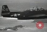 Standbild TBM Avenger Bomber Pacific Theater, 1945, aus Sekunde 30 historischem Filmmaterial Videoclip 65675074879
