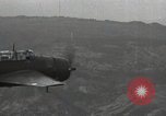Standbild TBM Avenger Bomber Pacific Theater, 1945, aus Sekunde 61 historischem Filmmaterial Videoclip 65675074879