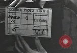 Standbild F6F Hellcat Jagdflugzeug Iwo Jima, 1945, aus Sekunde 45 historischem Filmmaterial Videoclip 65675074880