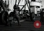 Standbild Navy Personal Iwo Jima, 1945, aus Sekunde 12 historischem Filmmaterial Videoclip 65675074884