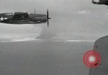 Standbild SB2C Helldiver Bomber Bonin Inseln Japan, 1944, aus Sekunde 26 historischem Filmmaterial Videoclip 65675074885