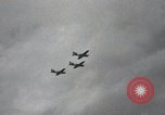 Standbild SB2C Helldiver Bomber Bonin Inseln Japan, 1944, aus Sekunde 40 historischem Filmmaterial Videoclip 65675074885