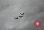 Standbild SB2C Helldiver Bomber Bonin Inseln Japan, 1944, aus Sekunde 41 historischem Filmmaterial Videoclip 65675074885