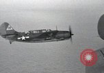 Standbild SB2C Helldiver Bomber Bonin Inseln Japan, 1944, aus Sekunde 48 historischem Filmmaterial Videoclip 65675074885