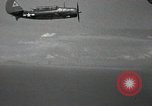 Standbild SB2C Helldiver Bomber Bonin Inseln Japan, 1944, aus Sekunde 3 historischem Filmmaterial Videoclip 65675074886