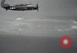 Standbild SB2C Helldiver Bomber Bonin Inseln Japan, 1944, aus Sekunde 4 historischem Filmmaterial Videoclip 65675074886