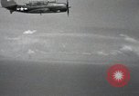 Standbild SB2C Helldiver Bomber Bonin Inseln Japan, 1944, aus Sekunde 5 historischem Filmmaterial Videoclip 65675074886
