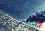 Standbild strafing von japanischen Flugzeugen Pacific Theater, 1944, aus Sekunde 19 historischem Filmmaterial Videoclip 65675074888