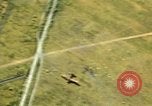 Standbild strafing von japanischen Flugzeugen Pacific Theater, 1944, aus Sekunde 33 historischem Filmmaterial Videoclip 65675074888