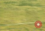 Standbild strafing von japanischen Flugzeugen Pacific Theater, 1944, aus Sekunde 39 historischem Filmmaterial Videoclip 65675074888